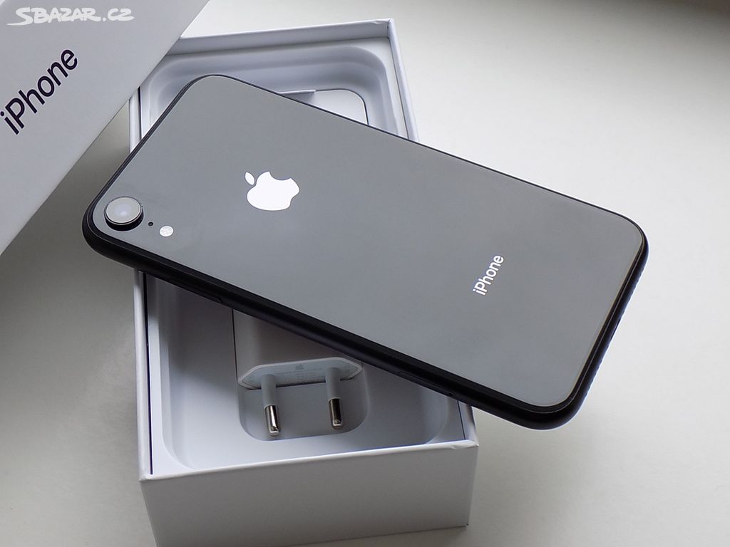 Apple iPhone XR 64GB Black - ZÁRUKA 12 MĚSÍCŮ