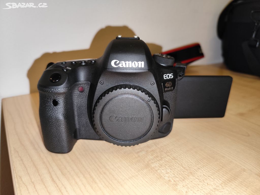 Canon 6D MARK 2 tělo + hodnotné příslušenství !!!!