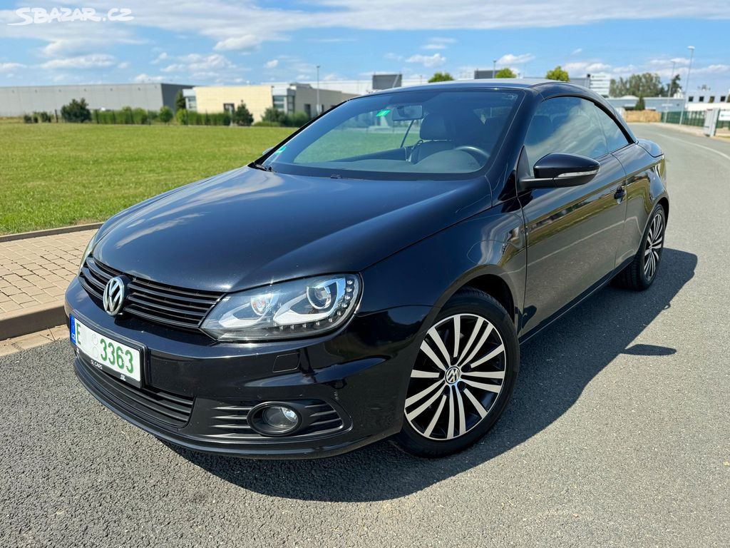 VW EOS 2.0 TDI //2013 XENONY NAVIGACE KŮŽE ROZVODY