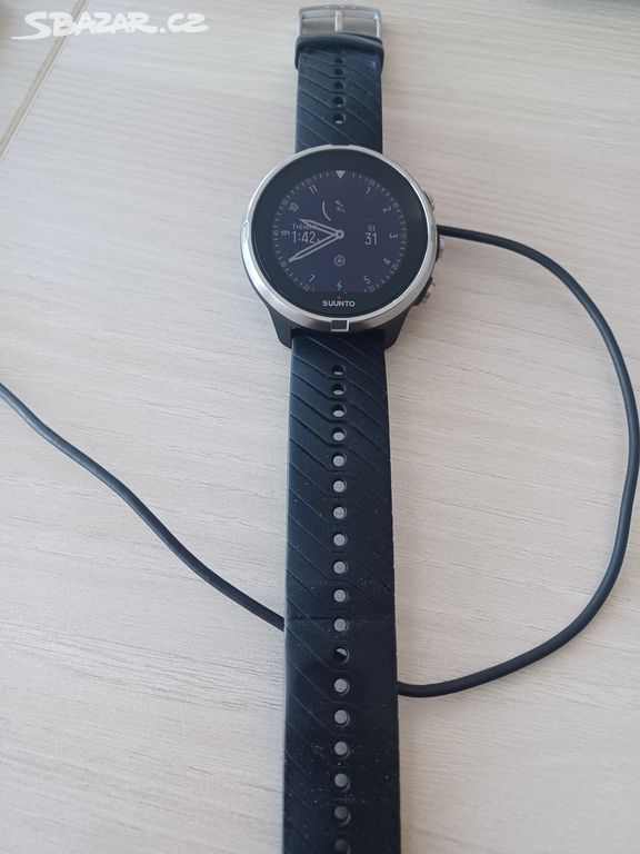 Prodám hodinky SUUNTO 9