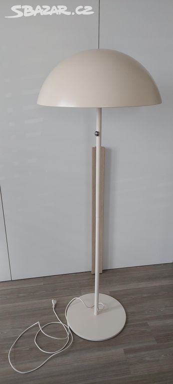 Stojací lampa Ikea