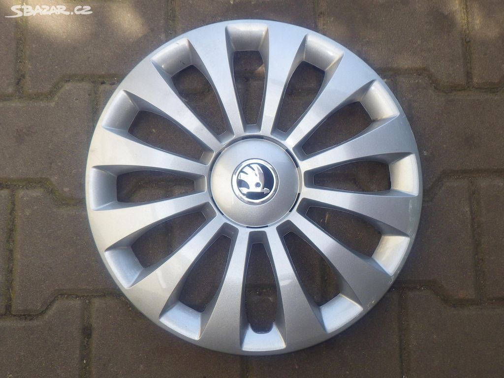 1ks originál Poklice Škoda 15"