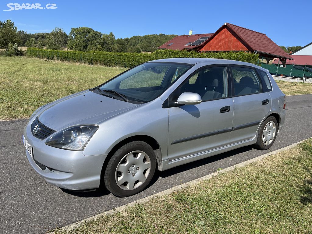 Honda Civic 1.6 81kw, rok 2005, manuál, nová stk