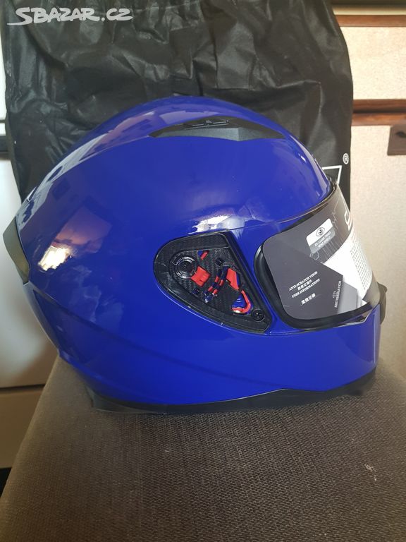 Prodám novou helmu na motorku JiIEKAI v.L 59-60cm.