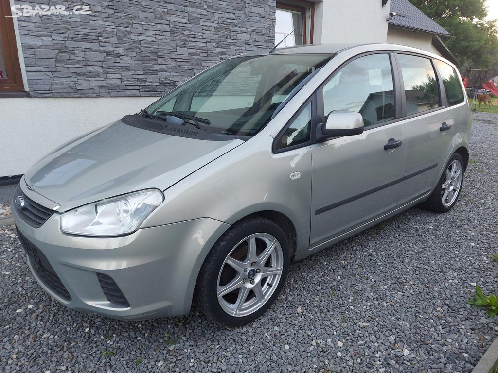 Ford C-max 1.6i 74kw facelift Nová STK