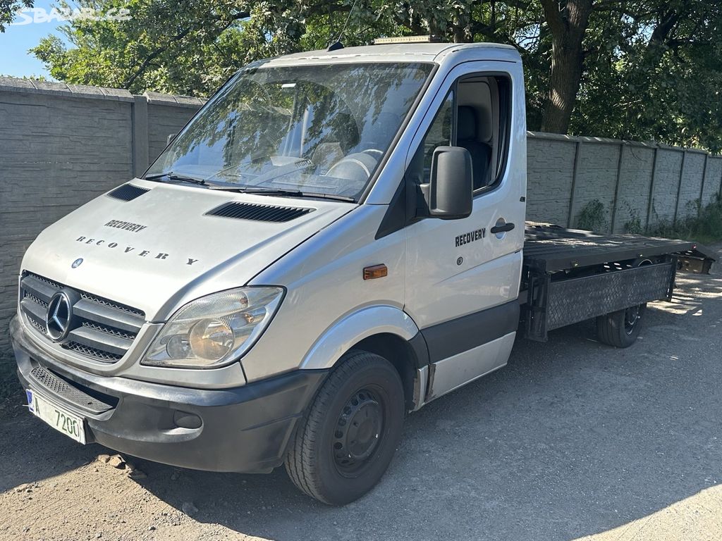 Mercedes sprinter odtahovka