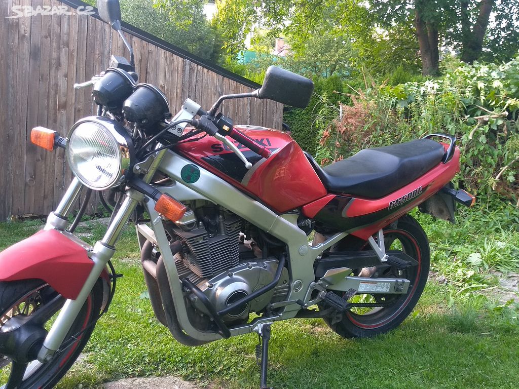 Suzuki GS 500E