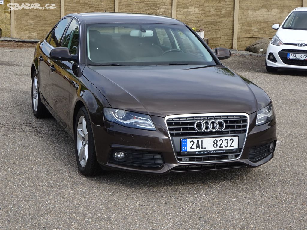 Audi A4 2.0 TDI r.v.2011 2.Majitel Koupeno v ČR