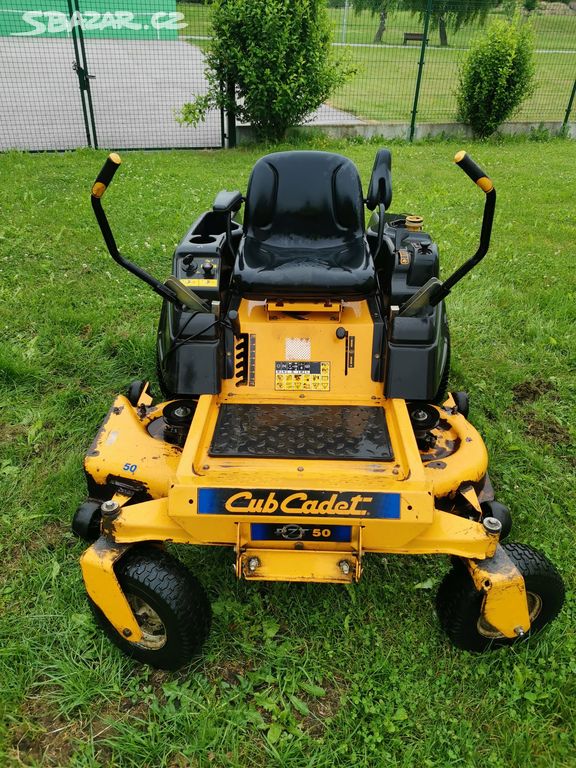 Zahradní traktor Cub Cadet PZT 50 - rider