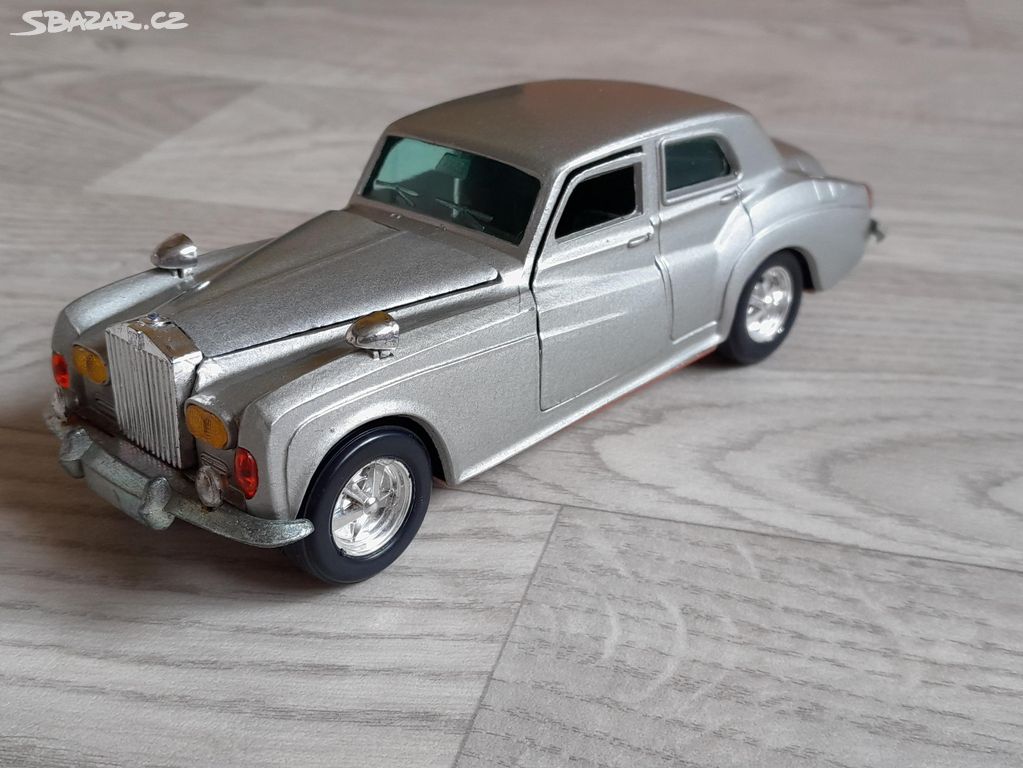 model Rolls Royce Silver 1/29 Nacoral Španělsko