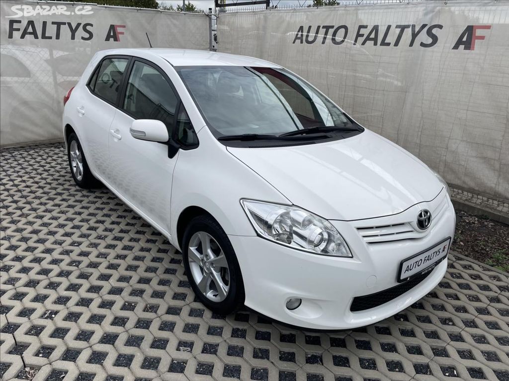 Toyota Auris, 1,6 i 97 KWValvematic Luna CZ