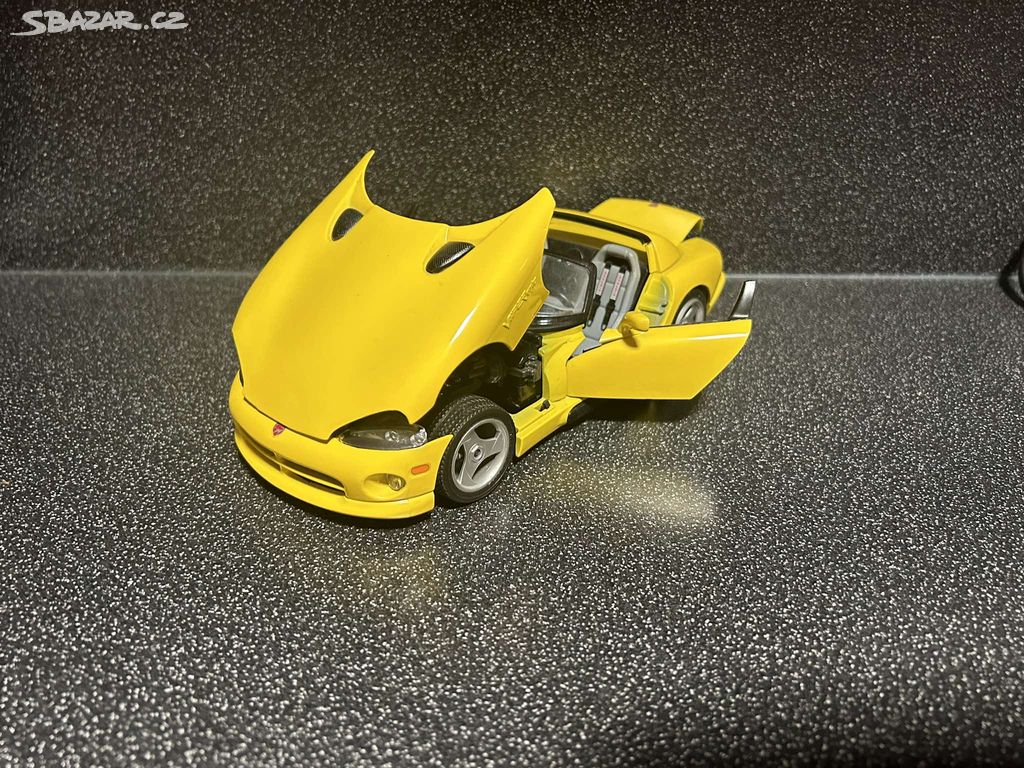 Dodge Viper 1/18