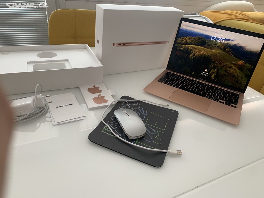 MacBook Air13 M1 256 GB-Gold, Rok ZARUKA+Iphone XR