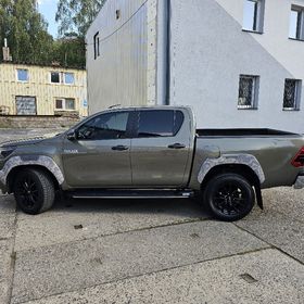 Obrázek k inzerátu: Toyota Hilux  Invincible 2,8 AT