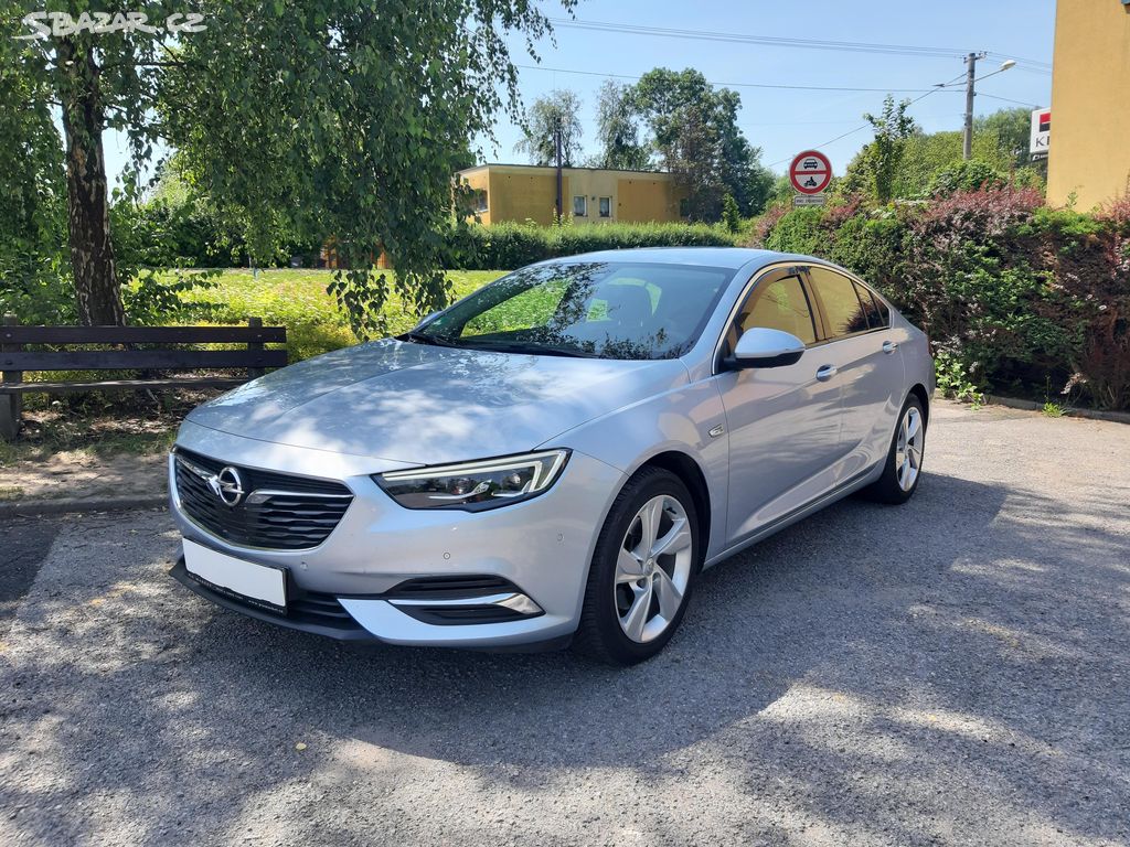 Opel Insignia 2.0 CDTi 125 kW. Innovation.