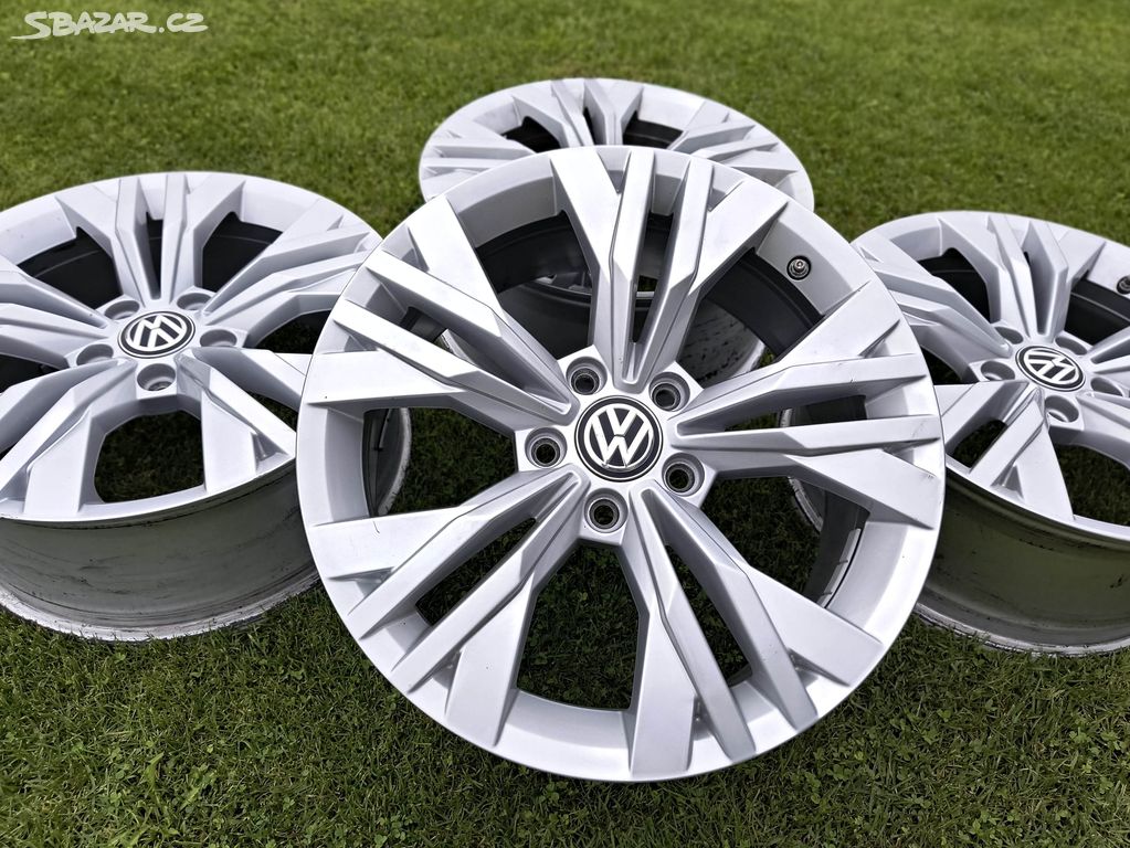 17 originál 5x112 VW PASSAT 7Jx17 ET38 Stavanger