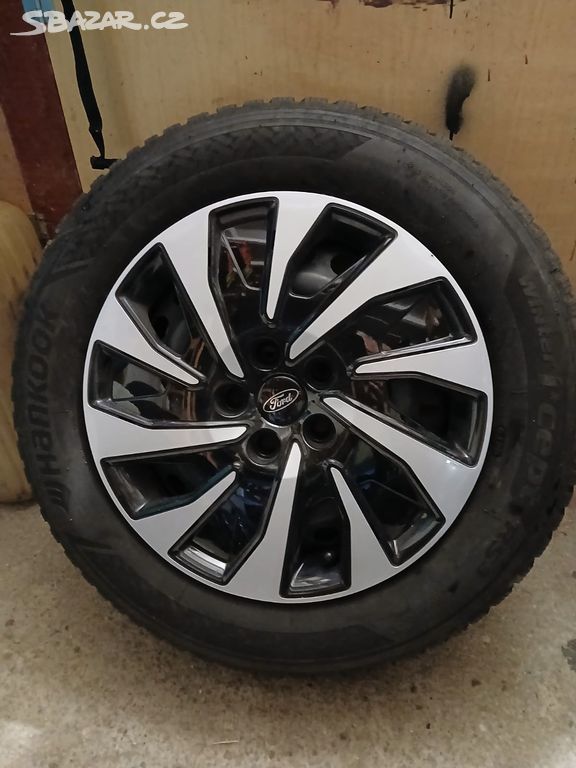 Originál kola Ford 215/60 R16 zimní pneu Hankook