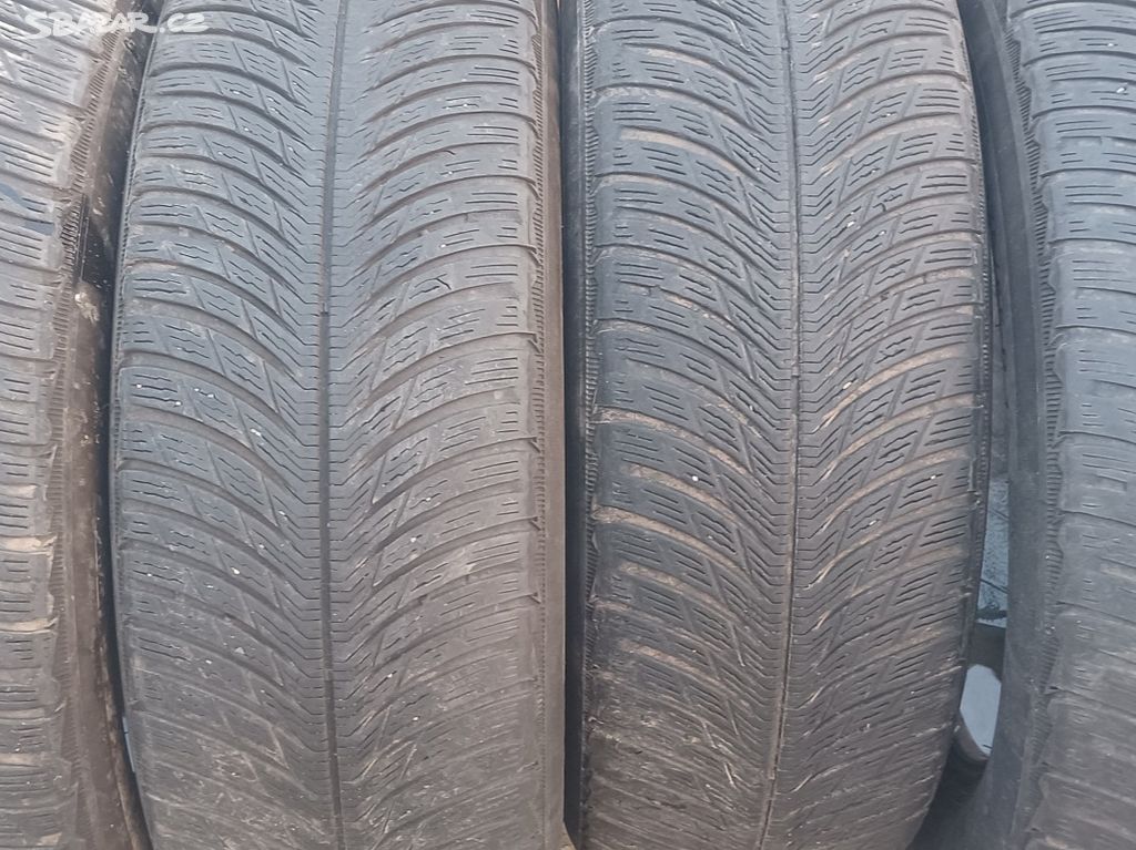 Pneu 235/65 R17 104H 4X zimní pneumatiky Michelin