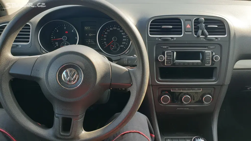 VW Golf VI. Tdi - fotka 6