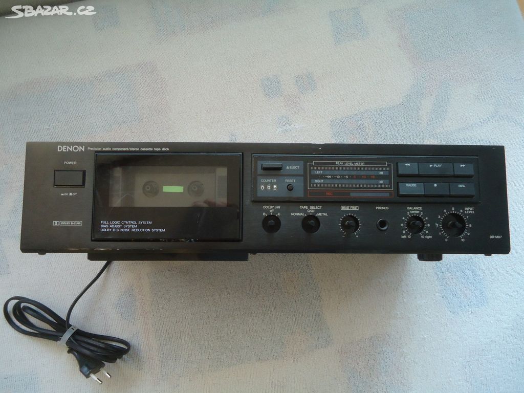 funkční tape deck Denon DR-M07 (chybí krytky)