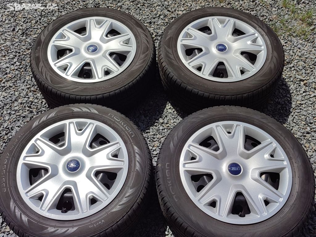 Zimní komplet FORD 17" 5x108 ET52,5 pneu 235/55/