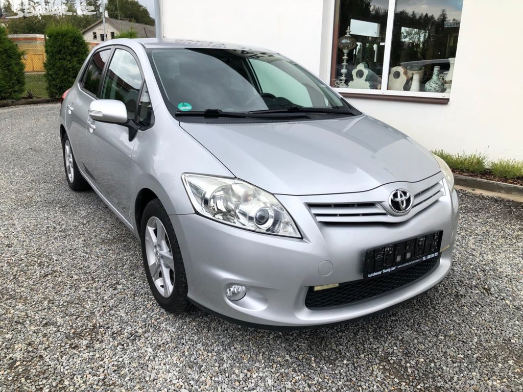 Toyota Auris, 1.6 i Top stav