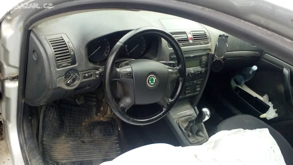 Škoda Octavia II 2.0 TDI elegace CZ první maj.-TOP - fotka 2