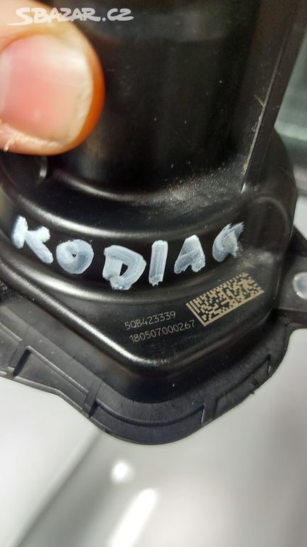 Škoda Kodiaq krytka hřebenu řízení