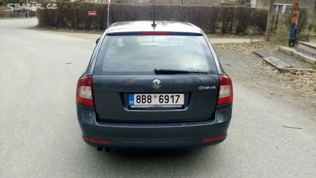 Škoda Octavia combi 1.9 TDI 77kw rv 11/2010-TOP - fotka 6