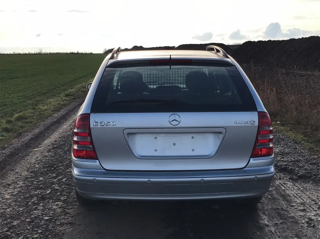Mercedes benz W203 C350i 4-matic 200kw rok 2005. - fotka 3
