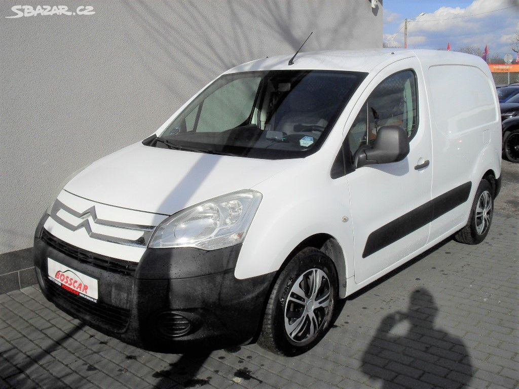 Citroën Berlingo 1,6 HDi Tažné PDC 139 000 Kč