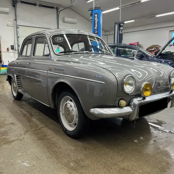 Renault Dauphine ondine R1090