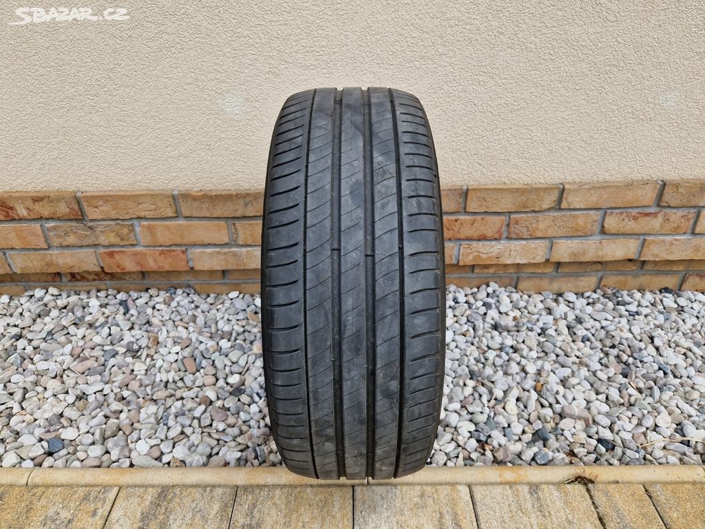 1 ks letní pneu Michelin Primacy 3 215/50 R17