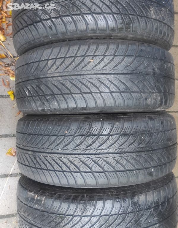 205/50 R17 Goodyear Ultra Grip Perfor