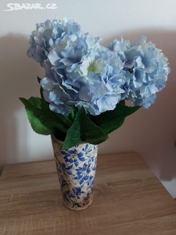 Keramická váza Clayre & Eef + nádherné hortenzie