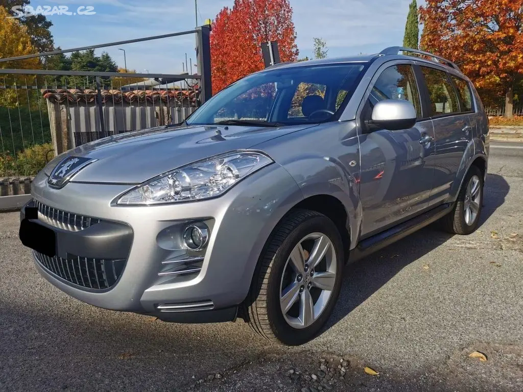 Peugeot 4007 2,2HDi FAP 2009 4X4 7míst - fotka 3
