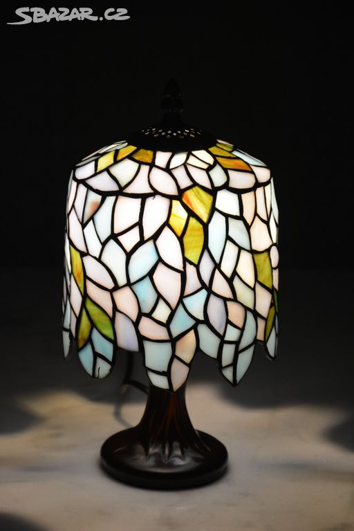 Tiffany lampa - vitrážové sklo