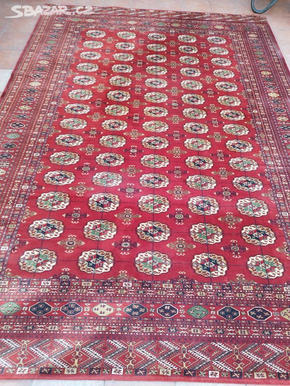 Perský koberec vlněný 340 x 245 cm