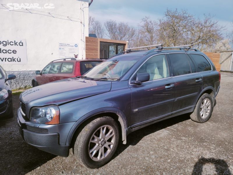 Volvo XC90 D5 136kw - Náhradní díly