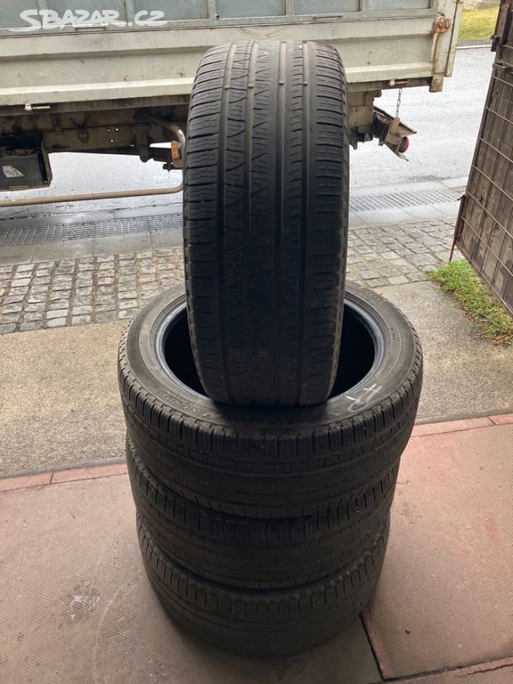 Celoroční pneu 245/45 19
