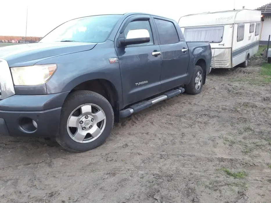Toyota Tundra 5.7i V8 4x4 LPG