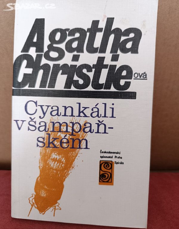 Agatha Christie - Cyankáli v šampaňském