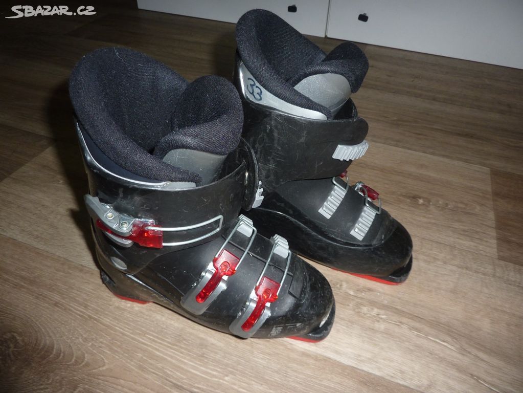 Dětské přezkáče/boty na lyže vel.33