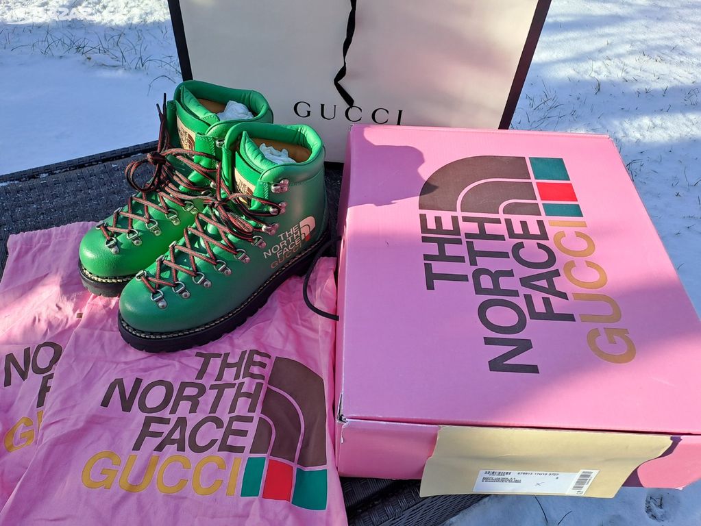 Gucci outlet moncler prada