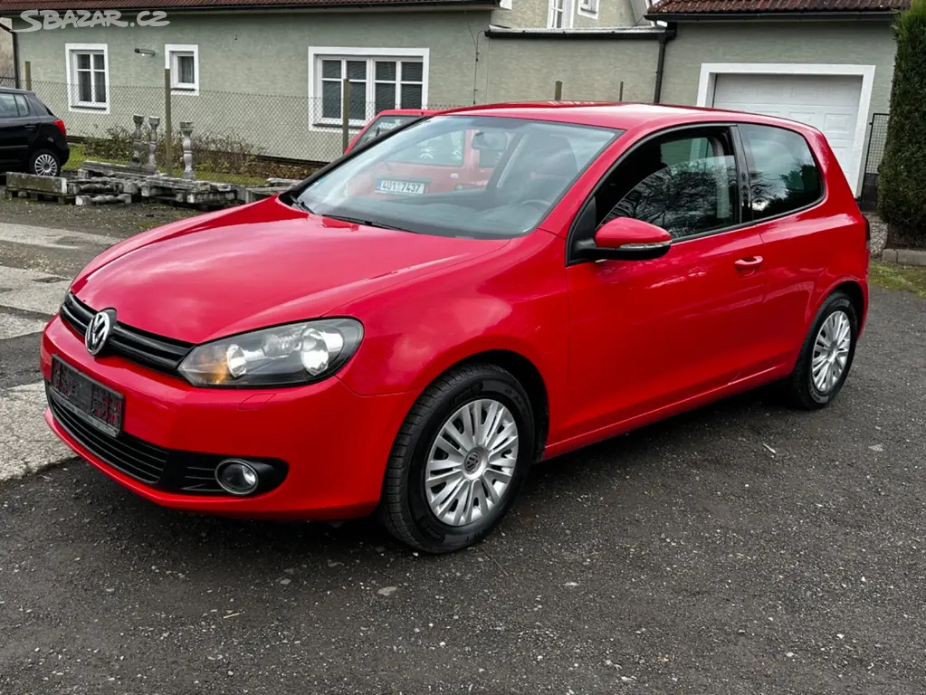 VW Golf VI 1.4i, r.2010, serviska, rozvody, stk - fotka 2