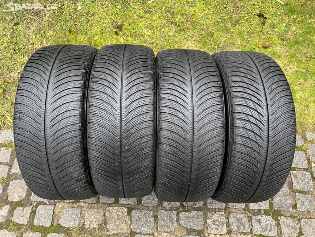 235 45 18 R18 zimní pneumatiky Michelin Pilot