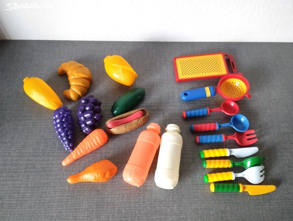 Plastové hračky- potravy / obchod+kuchyňské náčiní