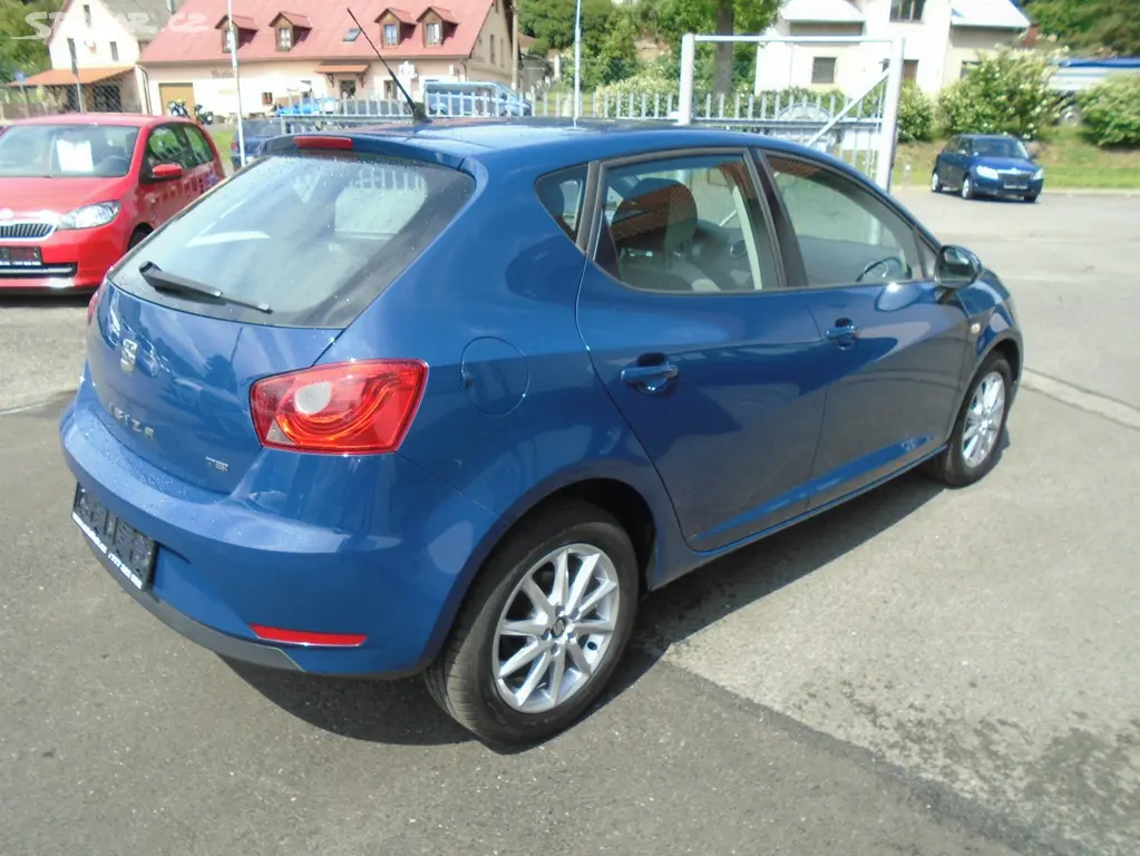 SEAT IBIZA 1.2 TSI KLIMA SERV.KNIHA - fotka 3