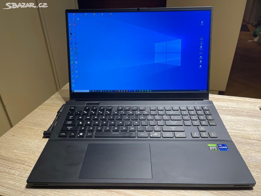 ASUS ROG Zephyrus S17 (2021) Gaming Laptop, 17.3