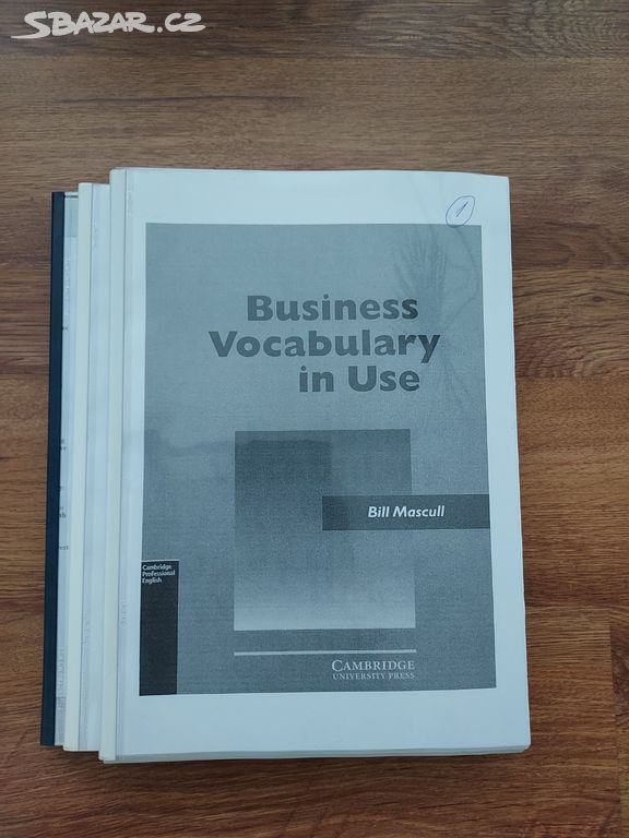 Kniha angličtiny Business vocabulary in use